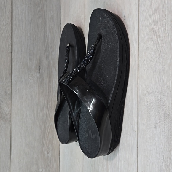 Fitflop Women's T Strap Wedge Sandals Shoes Sz 9 - Picture 2 of 9